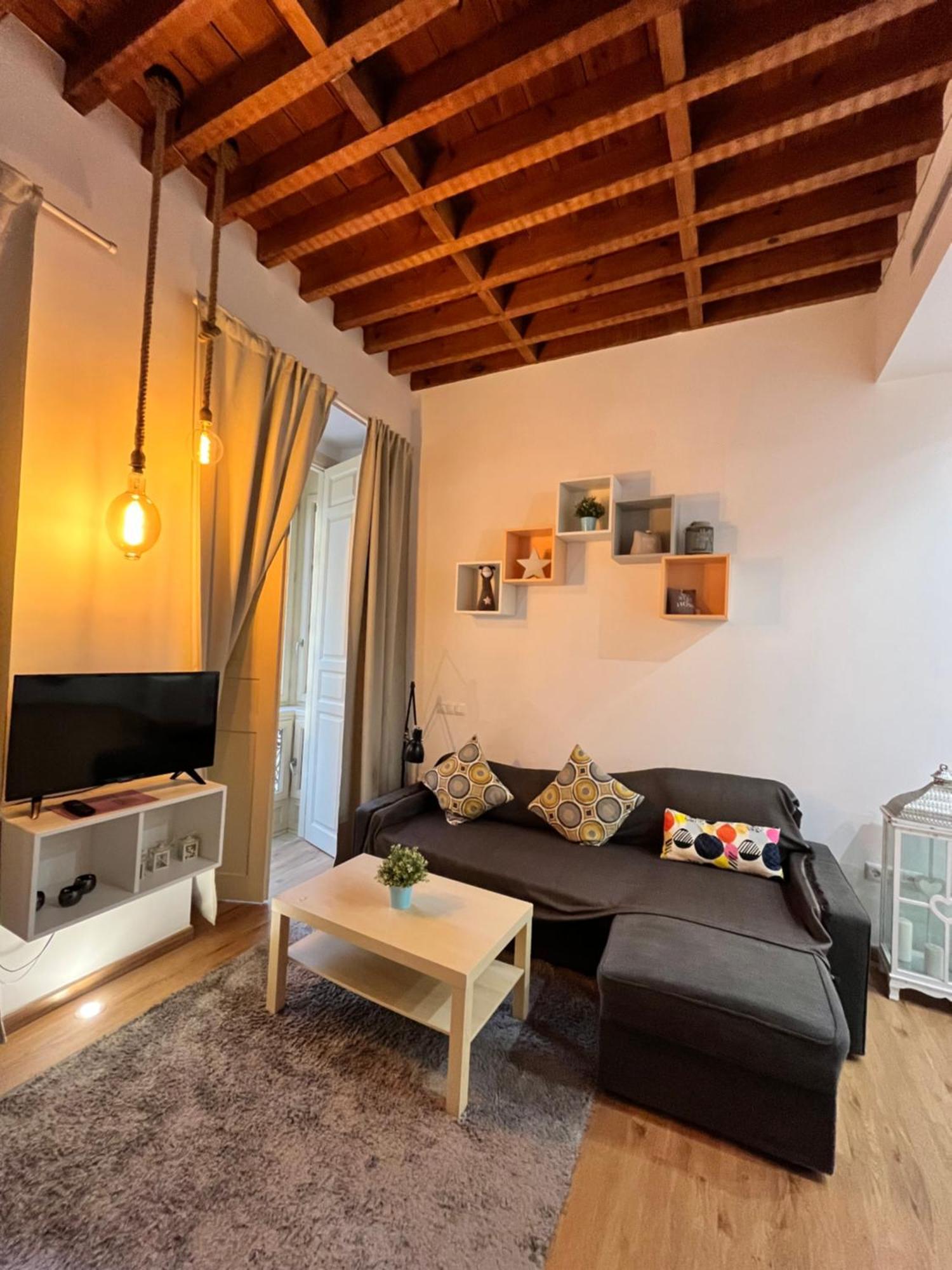 Larios Deluxe Studio Málaga Exterior foto