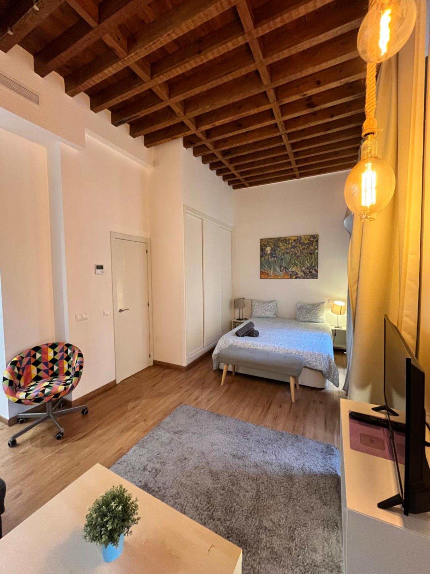 Larios Deluxe Studio Málaga Exterior foto