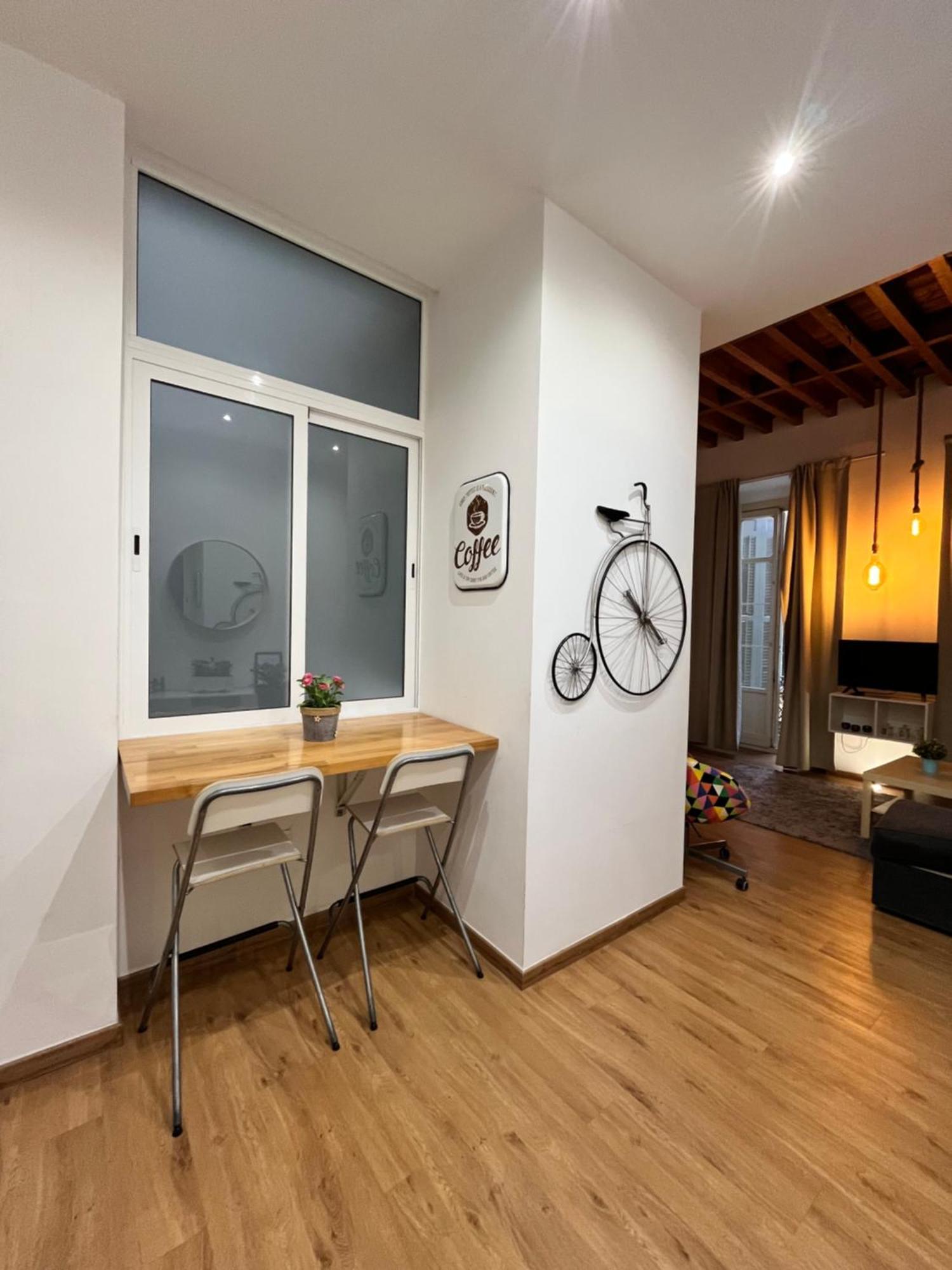 Larios Deluxe Studio Málaga Exterior foto